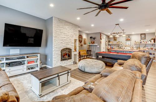 Lake George House | Florissant Home with Hot Tub, Putting Green and Views!