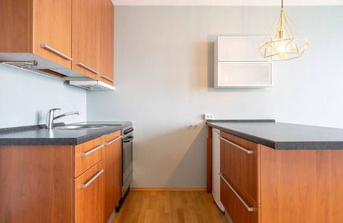 Haugesund Apartment | Flott Leilighet i Haugesund Sentrum med Nydelig sjø Utsikt