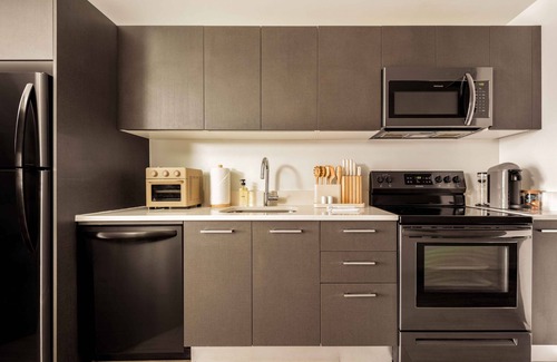 Riverwalk Fort Lauderdale Apartment | Flow Fort Lauderdale - Studio Suite