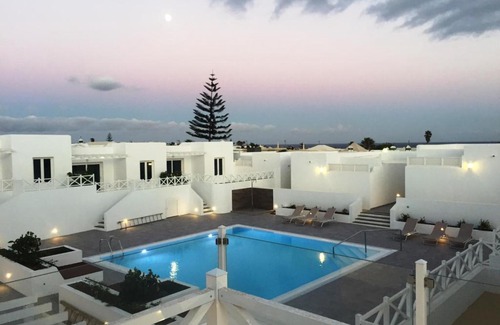 Playa del Cable Apartment | Flower beach suites 17