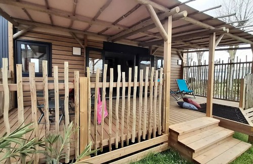 LʼAiguillon-sur-Mer House | Flower Camping Le Pré des Sables * - Mobile home Premium 2 bedrooms 32m2 - 2 bathrooms + TV 4 persons