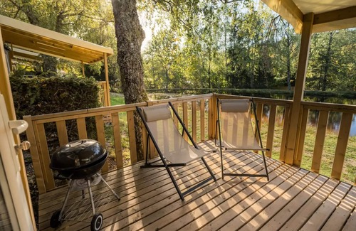 Granges-Aumontzey House | Flower Camping LA STENIOLE * - Mobile home Great Comfort pond view - 2 bedrooms 4 people