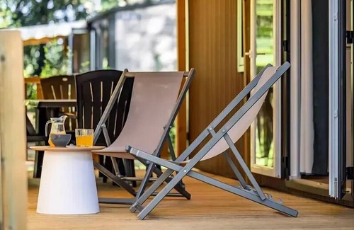 Angoisse House | Flower camping de Rouffiac * - Mobil-home Premium Evasion 45m2 (3 bedrooms) + 2 bathrooms + LV + Terrace 15.5m2 6 people