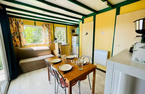 Camon Ski Chalet | Flower Camping LA GDPOLA * - Chalet Pommier View Mountain Comfort 23m2 2 bedrooms + covered terrace 15m2 + Clim + TV 4 to 5 people - 4 pers. included in l