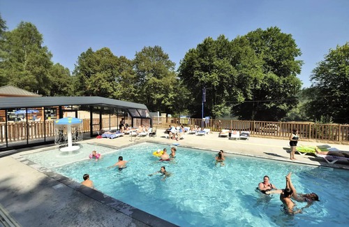 Treignac House | Flower Camping La Plage * - Mobil home Standard 31m2 (3 bedrooms) + TV + integrated terrace covered with 9m2 6 people