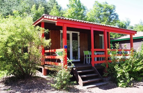 Saint-Paulien Ski Chalet | Flower Camping La Rochelambert * - Chalet Marina Comfort 30m2 - 2 bedrooms + covered terrace 15m2 6 people
