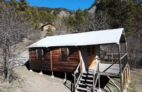 Clamensane House | Flower Camping Le Clot du Jay * - Cabane Lodge on Pilotis 34m2 2 bedrooms + terrace 5 people