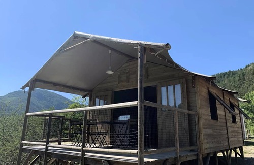 Clamensane House | Flower Camping Le Clot du Jay * - Cabane Lodge on pilingis 34m2 2 bedrooms + terrace 4 people