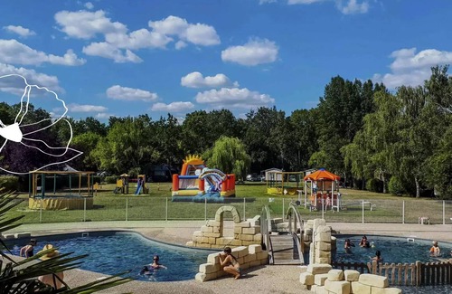 Luynes House | Flower Camping Les Granges * - Mobile home Loggia Comfort 32 m2 (2 bedrooms) + covered terrace 4 people