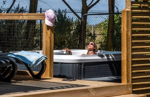 Loix House | Flower Camping Les Ilates * - NEW 2025: Homeflower PREMIUM PLUS 29m2 (2 bedrooms) + beds made on arrival and cleaning 5 people
