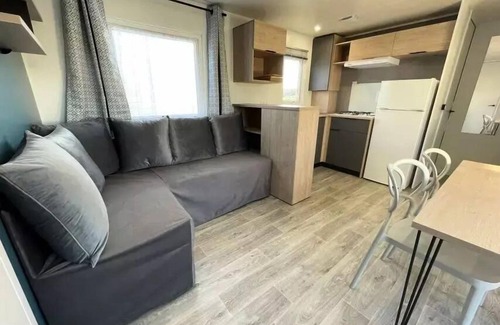 Brehemont House | Flower Camping Loire et Châteaux * - Mobile Home Comfort 35M2 (3 bedrooms-6 people) + covered terrace for 6 people