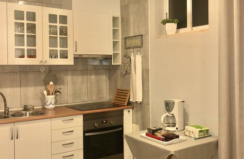 Boliqueime Cottage | Flower Country House Near the Sea