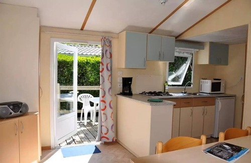 Saint Nazaire sur Charente House | Flower Camping L'Abri-Côtier * - Mobilhome Eco5 26m2 STANDARD - 2 bedrooms + terrace (without TV) 5 persons