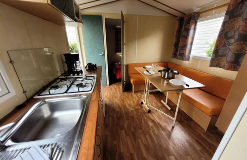 Saint Nazaire sur Charente House | Flower Camping L'Abri-Côtier * - Mobilehome Smally 21m2 STANDARD - 2 bedrooms + covered terrace (without TV) 4 people