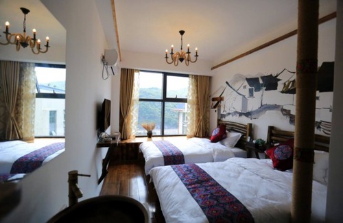 Yongding House | Flower House