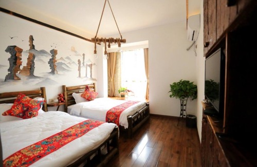 Yongding House | Flower House