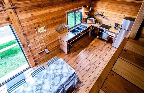 Pressignac Ski Chalet | Flower Lake Camping * - Comfort Chalet 50m² - 3 bedrooms + covered terrace + TV + oven for 6 people