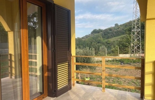 Apice House | Flower meadow room