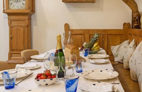 Rendcomb House | Flowers Barn