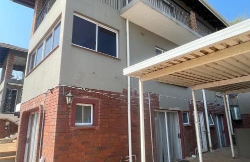 Bluff House | FlowithLin Guesthouse