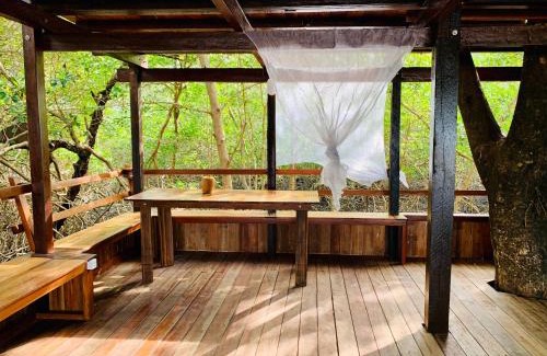 Maracana House | FlowMove Retreat Algodoal