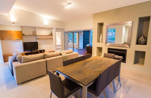 Wilyabrup House | Flutes Escape - luxury stay, Margaret River