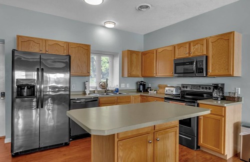 Geneseo House | FLX Retreats Conesus Condos-APTS A-D