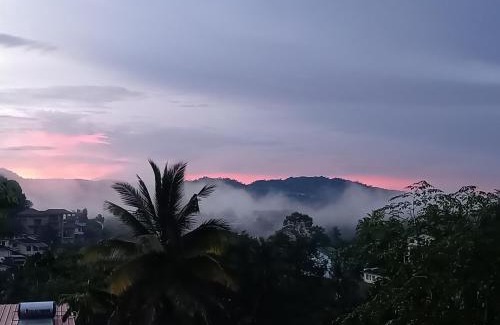 Anniwatta House | Fly Infinity - Home Stay Kandy