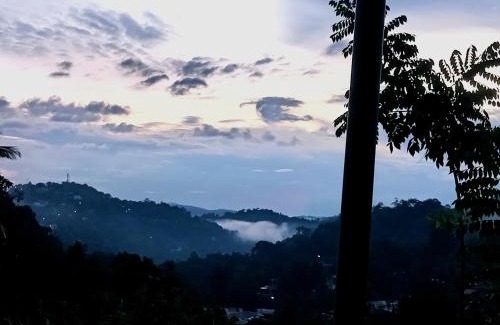 Anniwatta House | Fly Infinity - Home Stay Kandy