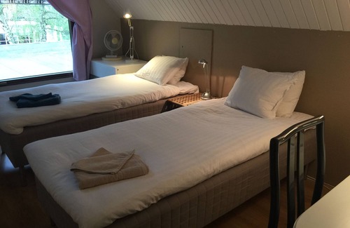 Hollviken Bed & Breakfast | Flygarevägen