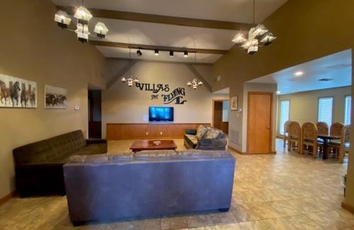 Bandera Resort | Flying L Ranch Resort & Golf Course