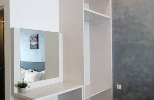 Tanjung Aru Apartment | FLYPOD - Family Suites with Balcony, Aeropod