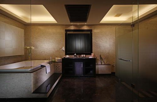 Tangerang Hotel | FM7 Resort Hotel - Jakarta Airport