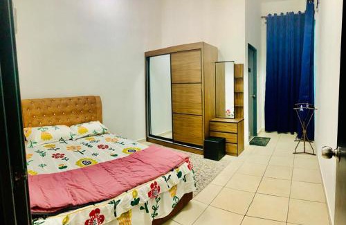 Sungai Baru Tengah House | Fnaa Tg Bidara Malacca Guest House - 3BR Fully Aircond