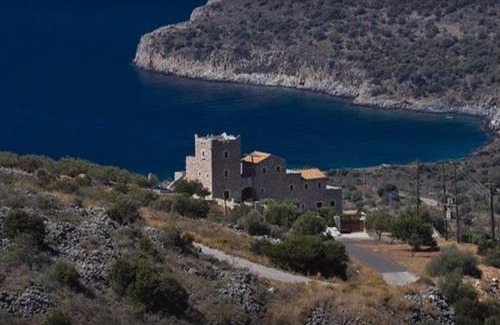 Omales House | Focalion Castle Luxury Suites