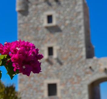 Omales House | Focalion Castle Luxury Suites