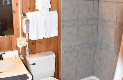 Stahlstown Cabin | Foggy Mountain Lodge