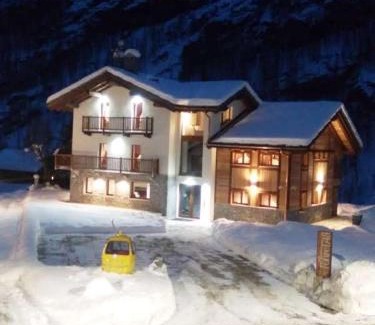 Gressoney-la-Trinite House | Fohre1748