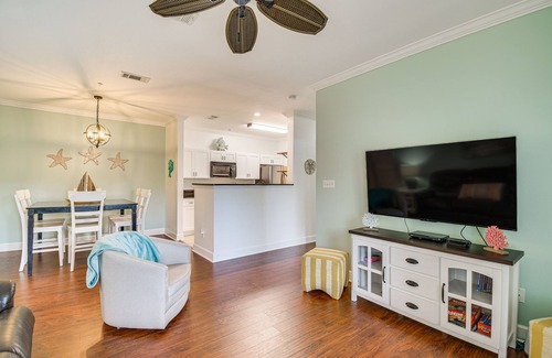 Foley Condo | Foley Condo w/Pool Access: 10 Mi to Gulf Shores!