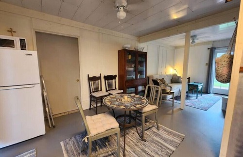 Garyville House | Folk Art Cottage