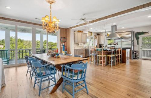 Debordieu Colony House | Folk Art Oasis home by Peace Vacations