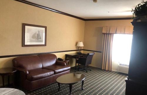 Ontario Hotel | Folk Inn Ontario Airport