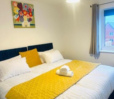 Folkestone House | Folkestone Retreat, Free parking