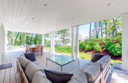 Yarmouth Port House | Follins Estate