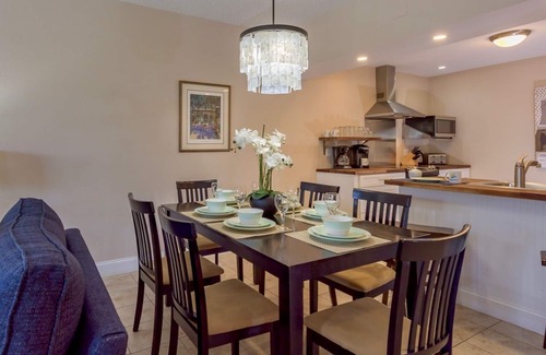 Key West Condo | *FOLLOW THE SUN @ THE BEACH* Ocean Condo/Pool & Tennis + LAST KEY SERVICES.
