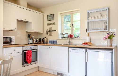 East Dean and Friston House | Folly Cottage