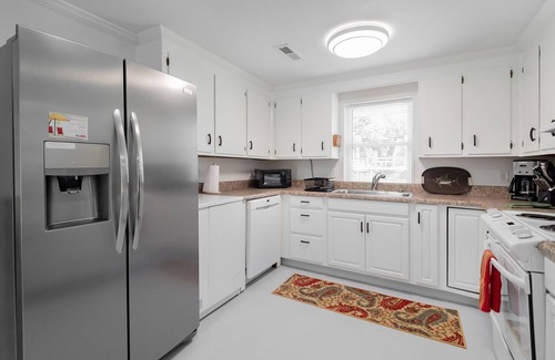Sunset Point House | Folly Vacation Laid Back Casual Beach Bungalow 209-B