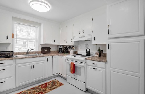 Sunset Point House | Folly Vacation Laid Back Casual Beach Bungalow 209-B