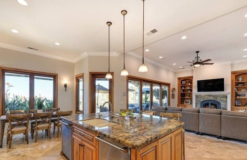 El Dorado Hills House | Folsom Lake 5 Bedroom Villa W/ Pool & Hot Tub!
