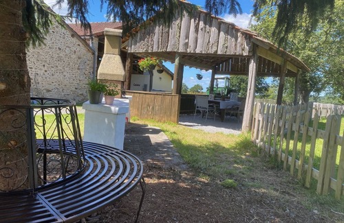 Blond RV Rental | Fonclaire Holidays - Carper's Rest Lake View